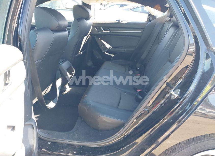 Photo 8 of 2019 Honda Accord SPORT (VIN 1HGCV1F30KA103424)