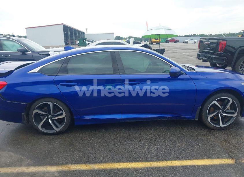 Photo 13 of 2019 Honda Accord SPORT (VIN 1HGCV1F30KA112222)