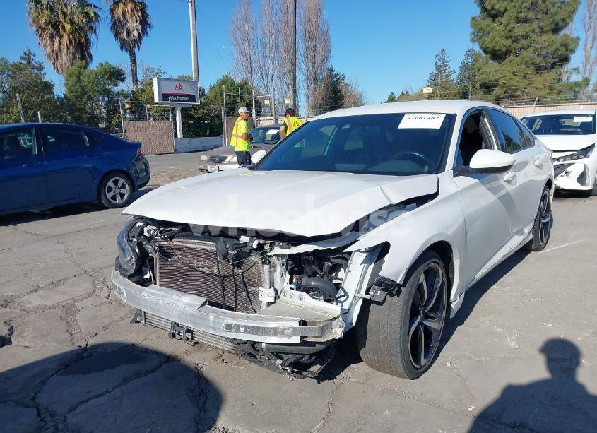 Photo 2 of 2019 Honda Accord SPORT (VIN 1HGCV1F30KA130171)