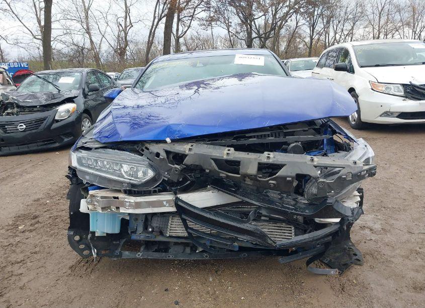 Photo 13 of 2019 Honda Accord SPORT (VIN 1HGCV1F30KA140120)