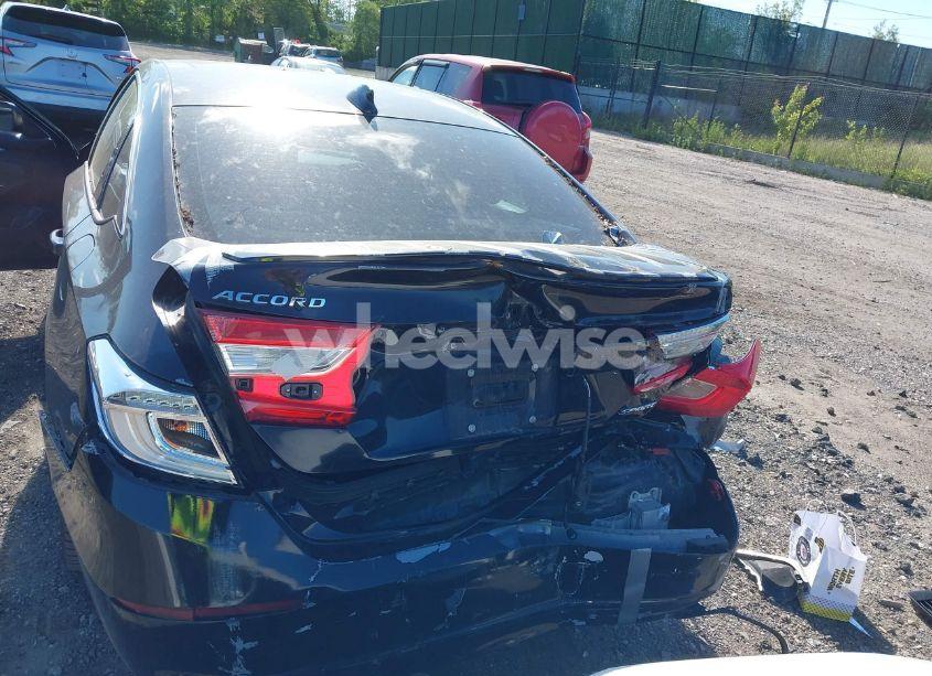Photo 6 of 2019 Honda Accord SPORT (VIN 1HGCV1F30KA166605)