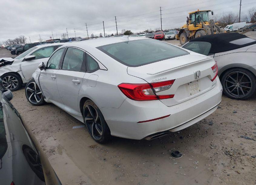 Photo 3 of 2020 Honda Accord SPORT (VIN 1HGCV1F30LA011988)