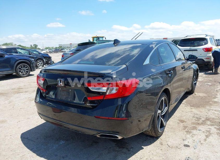 Photo 4 of 2020 Honda Accord SPORT (VIN 1HGCV1F30LA016687)
