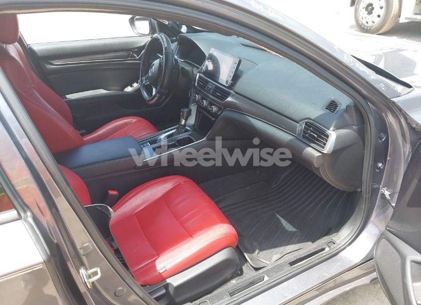 Photo 5 of 2020 Honda Accord SPORT (VIN 1HGCV1F30LA075691)