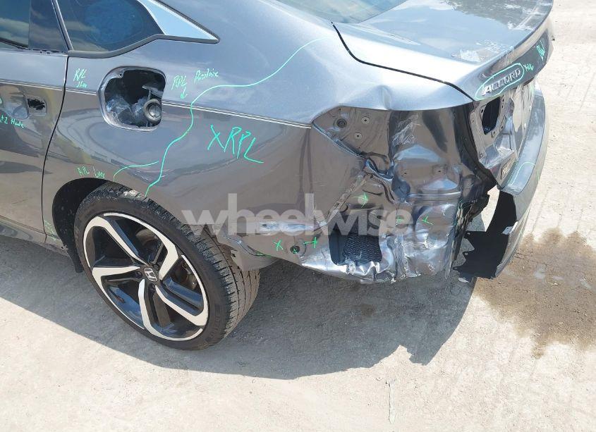 Photo 6 of 2020 Honda Accord SPORT (VIN 1HGCV1F30LA075691)