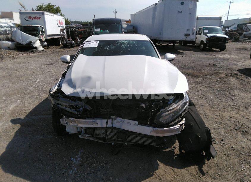 Photo 6 of 2020 Honda Accord SPORT (VIN 1HGCV1F30LA145027)
