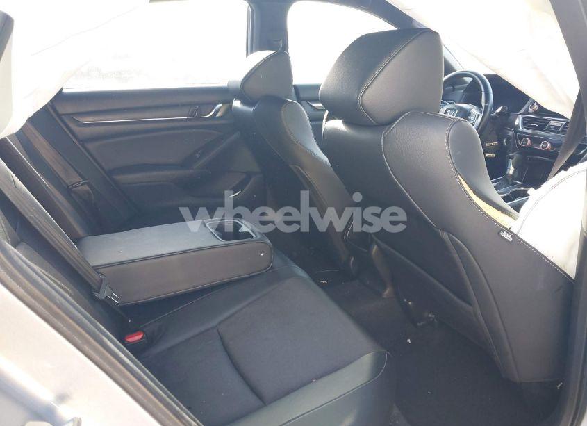 Photo 8 of 2020 Honda Accord SPORT (VIN 1HGCV1F30LA147280)