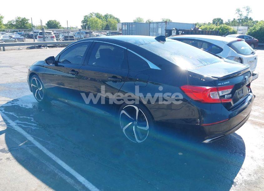 Photo 3 of 2020 Honda Accord SPORT (VIN 1HGCV1F30LA156402)