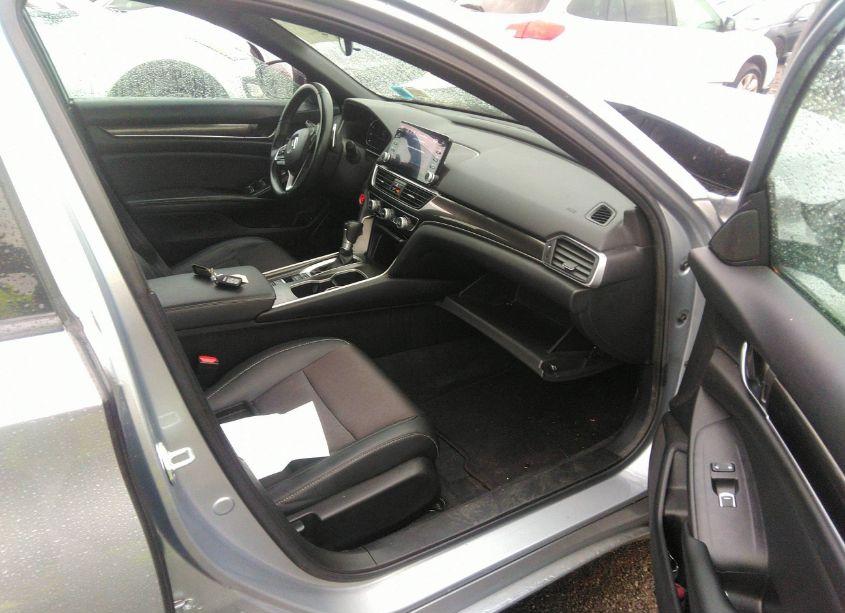 Photo 5 of 2021 Honda Accord SPORT (VIN 1HGCV1F30MA056981)
