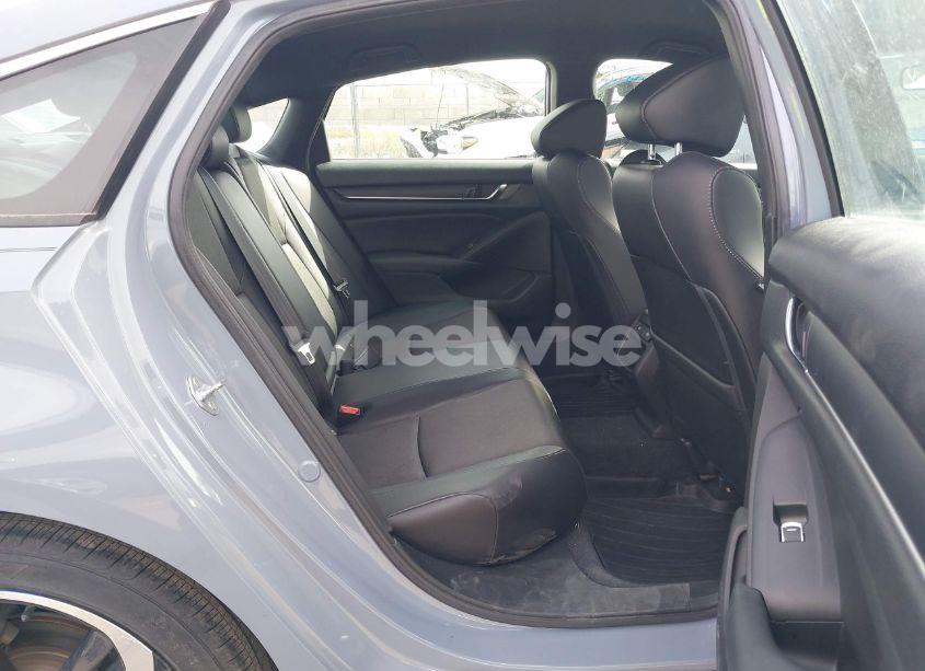 Photo 8 of 2022 Honda Accord SPORT (VIN 1HGCV1F30NA007782)