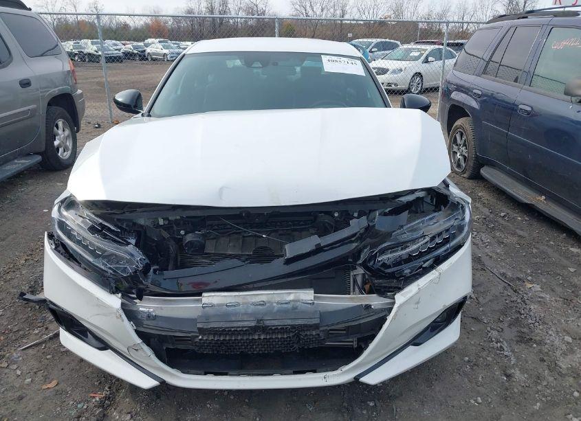 Photo 12 of 2022 Honda Accord SPORT (VIN 1HGCV1F30NA032987)