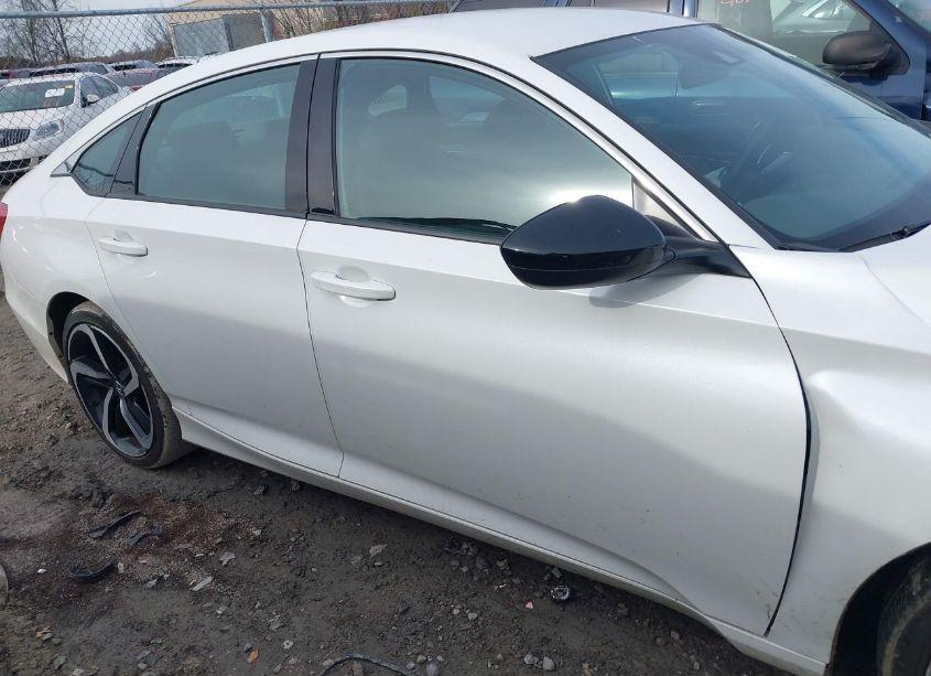 Photo 13 of 2022 Honda Accord SPORT (VIN 1HGCV1F30NA032987)