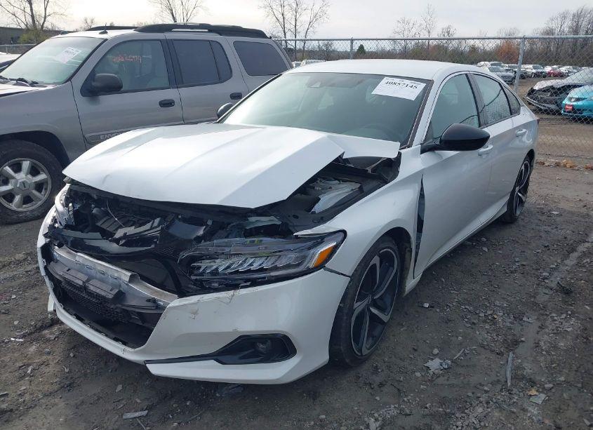 Photo 2 of 2022 Honda Accord SPORT (VIN 1HGCV1F30NA032987)