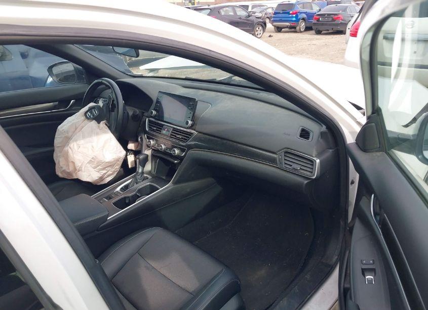 Photo 5 of 2022 Honda Accord SPORT (VIN 1HGCV1F30NA032987)