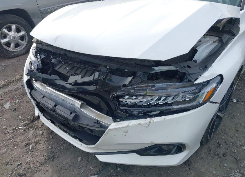 Photo 6 of 2022 Honda Accord SPORT (VIN 1HGCV1F30NA032987)