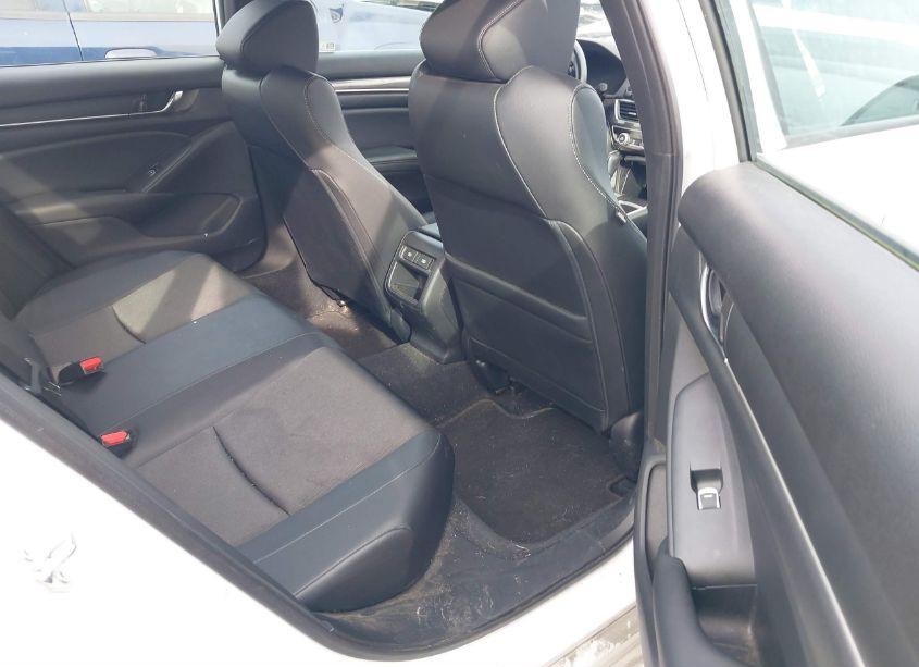 Photo 8 of 2022 Honda Accord SPORT (VIN 1HGCV1F30NA032987)