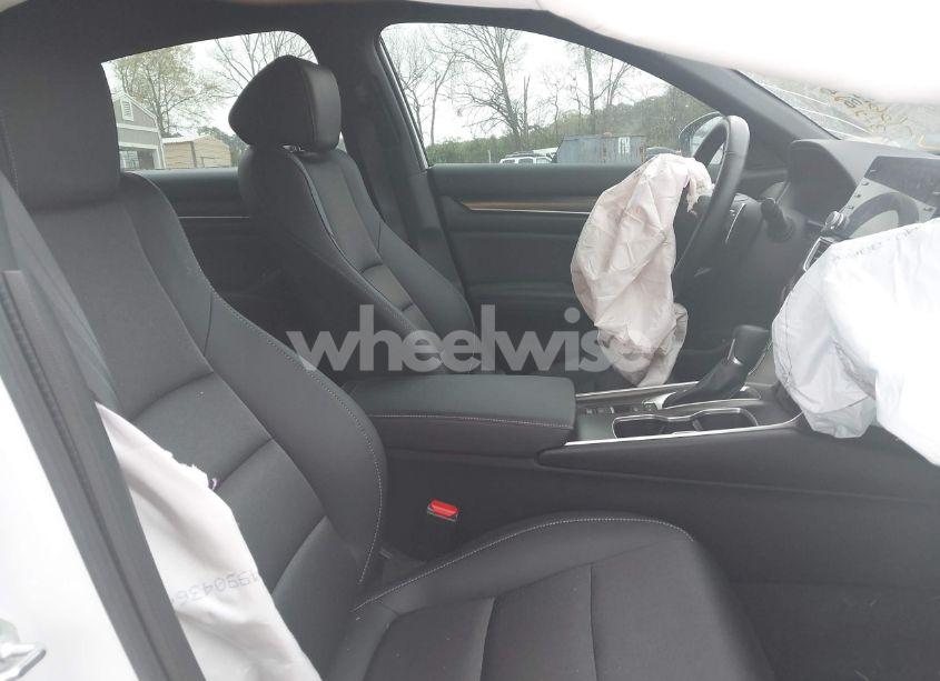 Photo 5 of 2022 Honda Accord SPORT (VIN 1HGCV1F30NA096687)