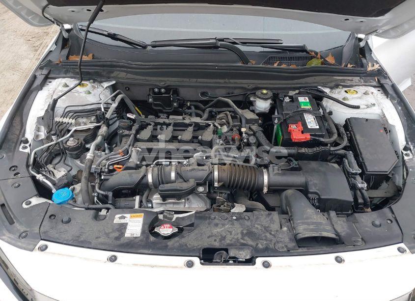 Photo 10 of 2022 Honda Accord SPORT (VIN 1HGCV1F30NA104951)