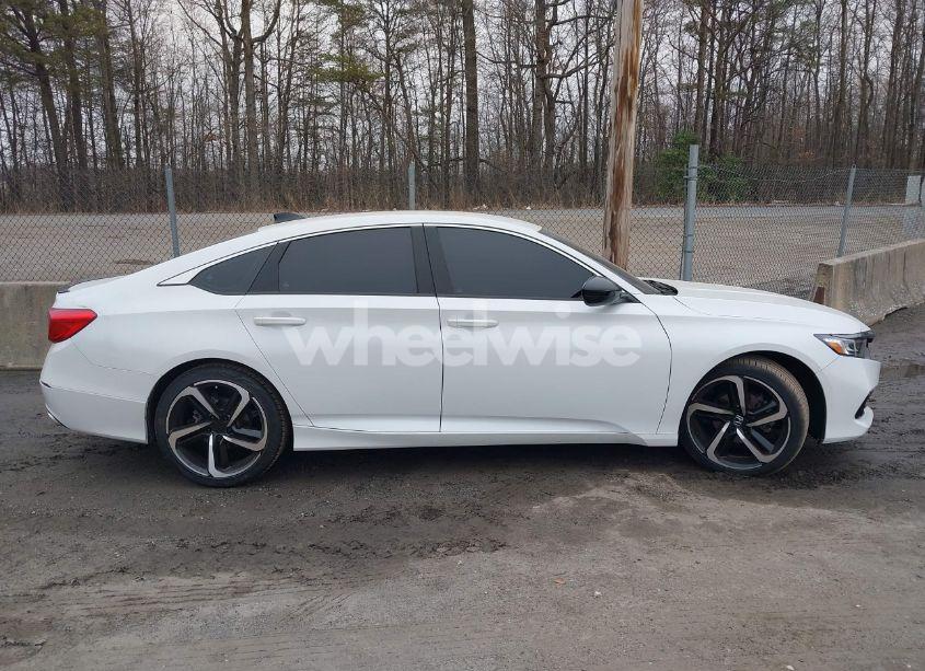 Photo 13 of 2022 Honda Accord SPORT (VIN 1HGCV1F30NA104951)