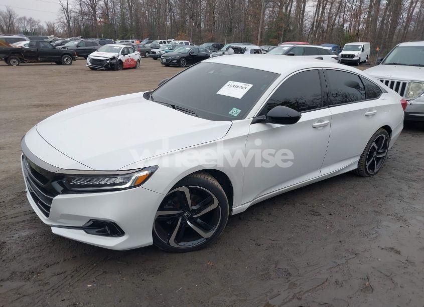 Photo 2 of 2022 Honda Accord SPORT (VIN 1HGCV1F30NA104951)