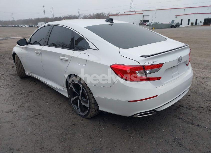 Photo 3 of 2022 Honda Accord SPORT (VIN 1HGCV1F30NA104951)
