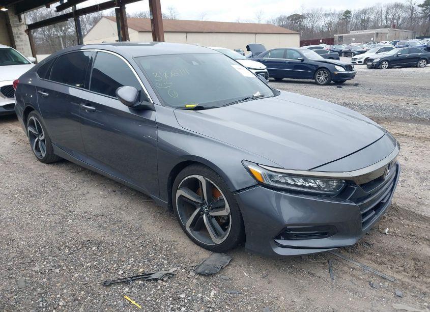 2018 Honda Accord SPORT (VIN 1HGCV1F31JA050344) main photo