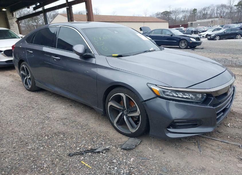 Photo 6 of 2018 Honda Accord SPORT (VIN 1HGCV1F31JA050344)