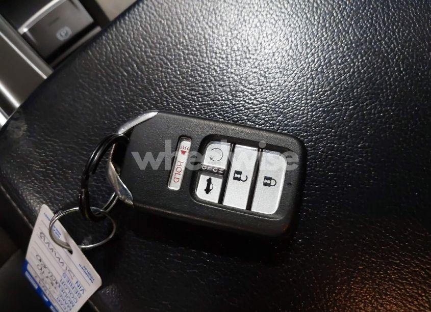 Photo 11 of 2018 Honda Accord SPORT (VIN 1HGCV1F31JA058069)