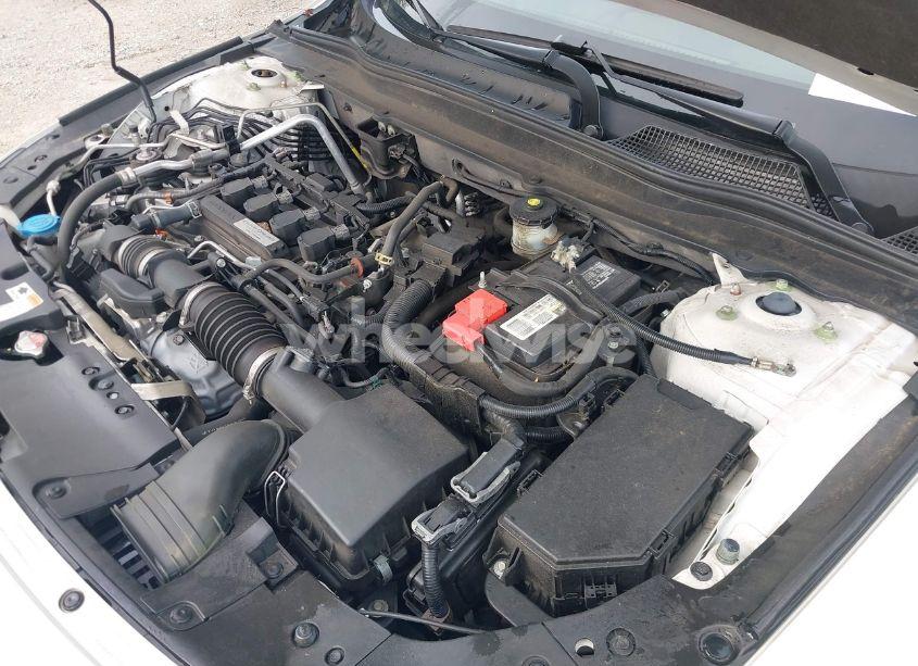 Photo 10 of 2018 Honda Accord SPORT (VIN 1HGCV1F31JA069931)