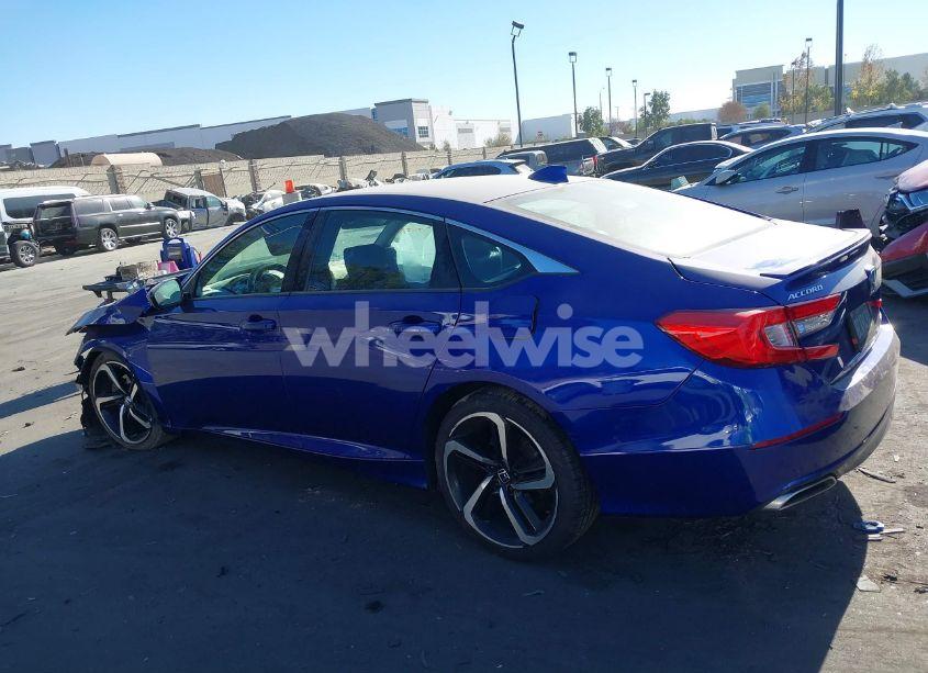 Photo 15 of 2018 Honda Accord SPORT (VIN 1HGCV1F31JA099379)