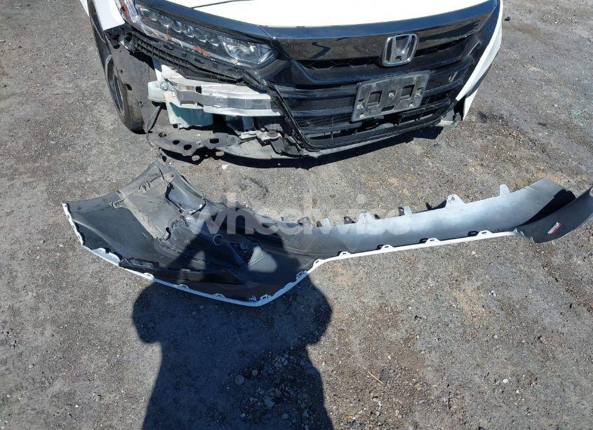 Photo 11 of 2018 Honda Accord SPORT (VIN 1HGCV1F31JA121638)