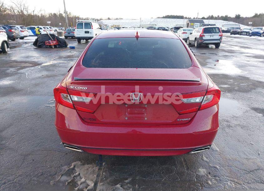 Photo 16 of 2018 Honda Accord SPORT (VIN 1HGCV1F31JA134907)