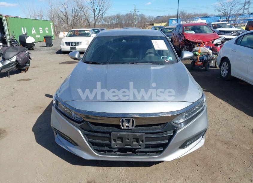 Photo 12 of 2018 Honda Accord SPORT (VIN 1HGCV1F31JA164294)