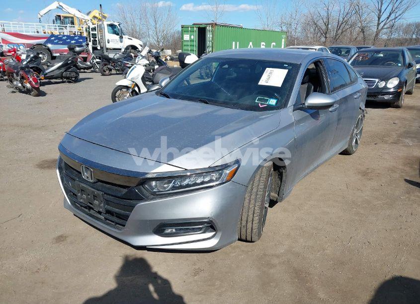 Photo 2 of 2018 Honda Accord SPORT (VIN 1HGCV1F31JA164294)