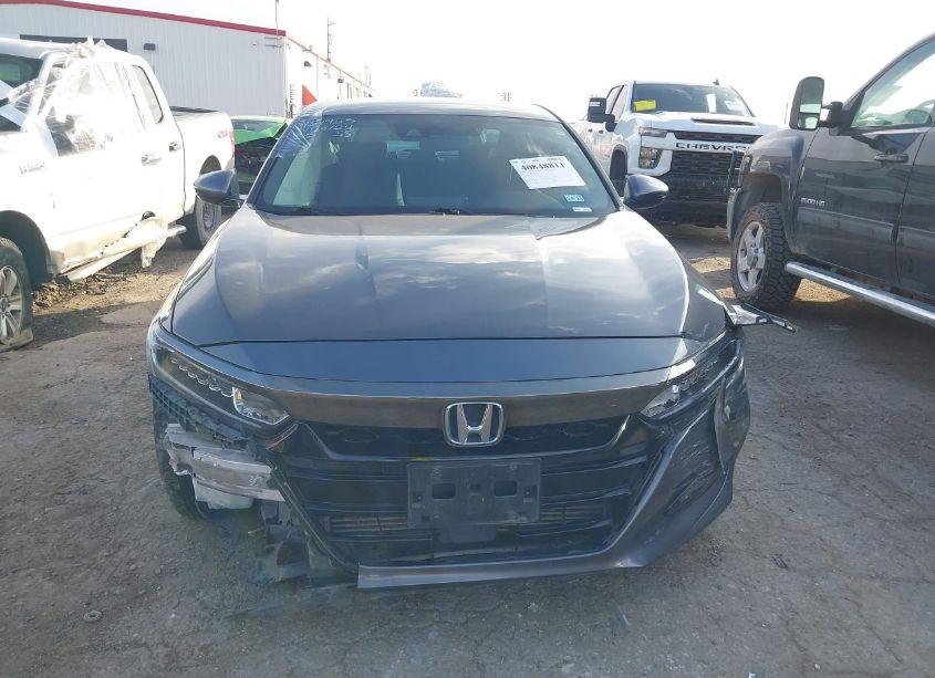 Photo 12 of 2018 Honda Accord SPORT (VIN 1HGCV1F31JA187607)
