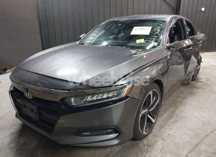 Photo 2 of 2018 Honda Accord SPORT (VIN 1HGCV1F31JA196887)