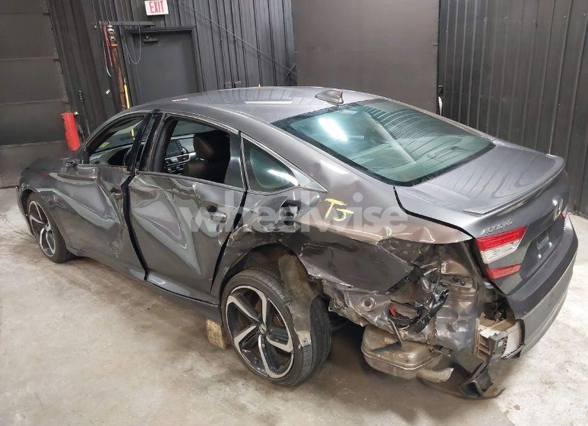 Photo 6 of 2018 Honda Accord SPORT (VIN 1HGCV1F31JA196887)