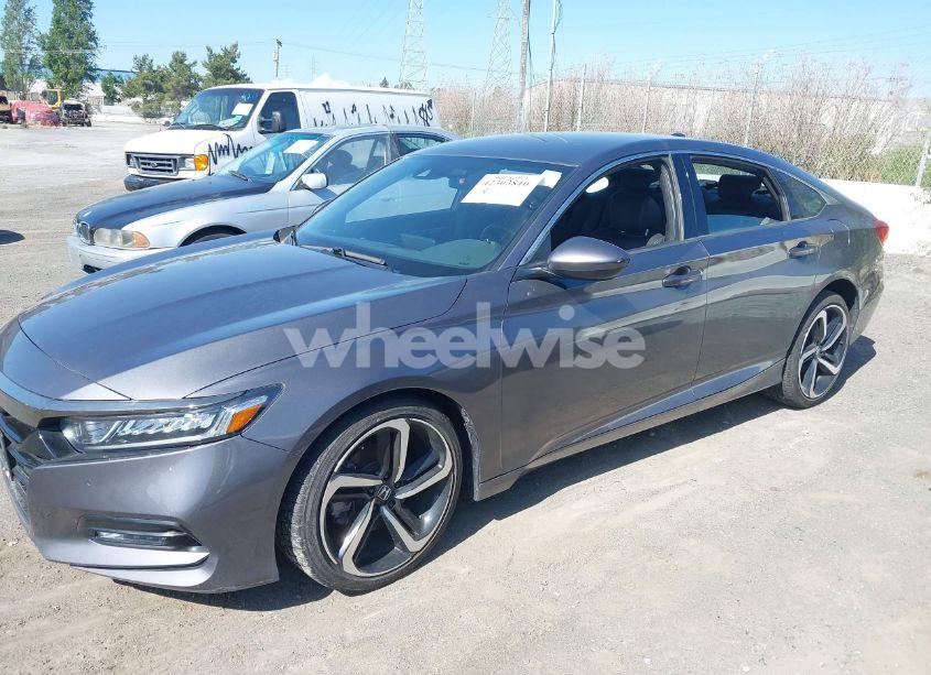 Photo 2 of 2018 Honda Accord SPORT (VIN 1HGCV1F31JA206219)