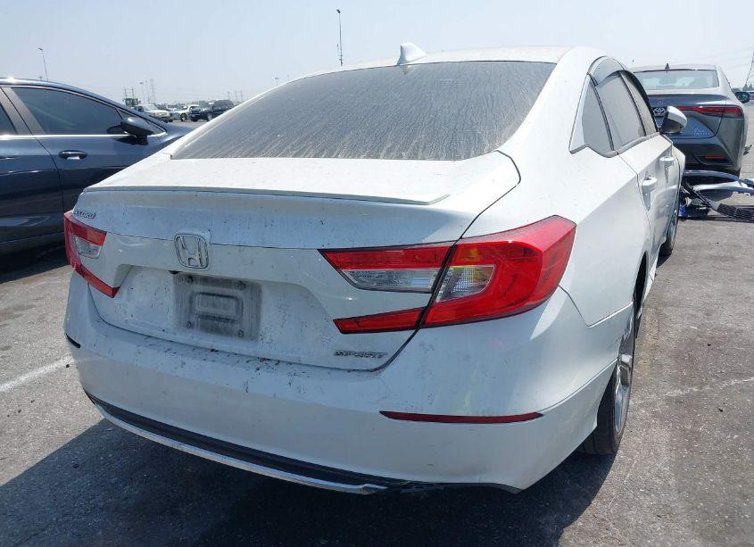 Photo 16 of 2018 Honda Accord SPORT (VIN 1HGCV1F31JA207810)