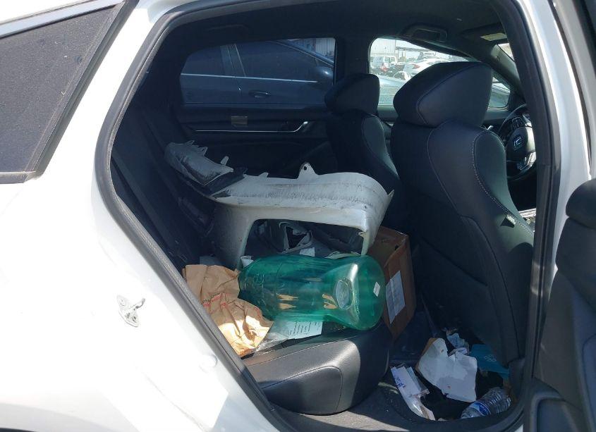 Photo 8 of 2018 Honda Accord SPORT (VIN 1HGCV1F31JA207810)