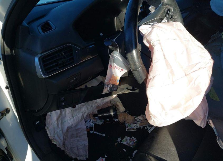 Photo 18 of 2018 Honda Accord SPORT (VIN 1HGCV1F31JA225210)