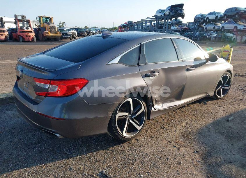 Photo 4 of 2018 Honda Accord SPORT (VIN 1HGCV1F31JA228351)