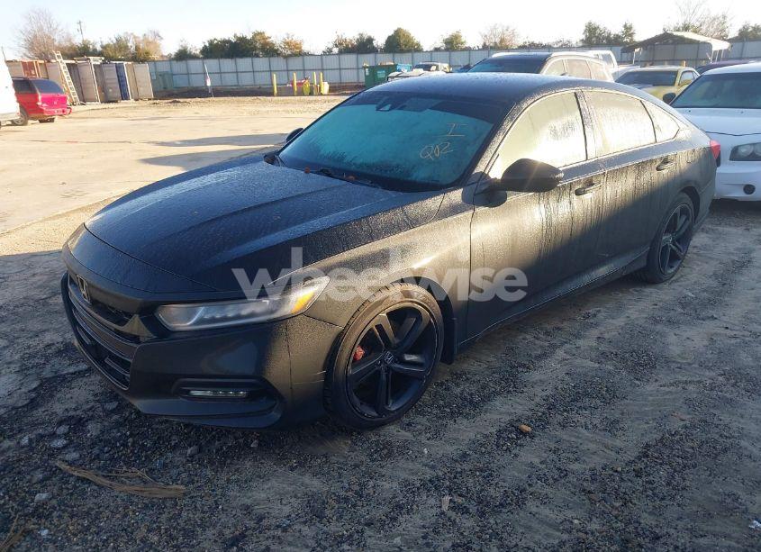 Photo 2 of 2018 Honda Accord SPORT (VIN 1HGCV1F31JA249247)