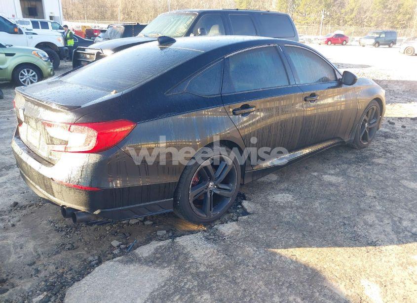 Photo 4 of 2018 Honda Accord SPORT (VIN 1HGCV1F31JA249247)