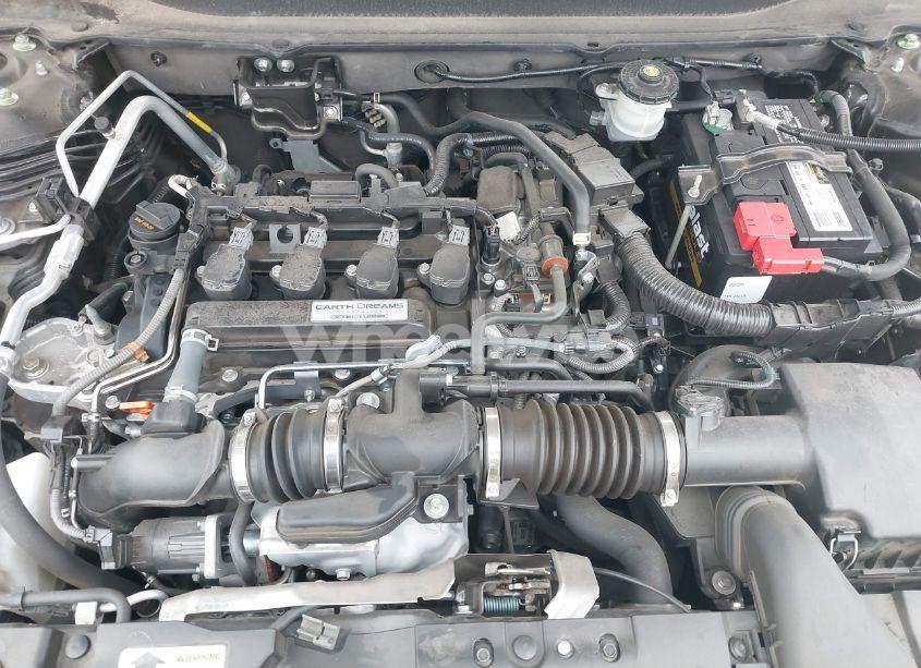 Photo 10 of 2018 Honda Accord SPORT (VIN 1HGCV1F31JA265464)