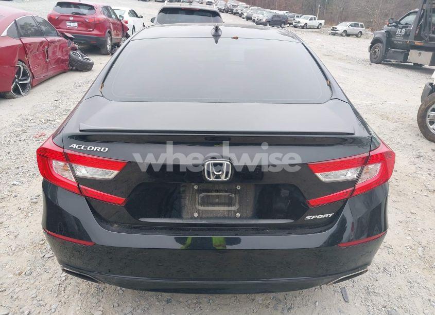 Photo 16 of 2018 Honda Accord SPORT (VIN 1HGCV1F31JA265464)