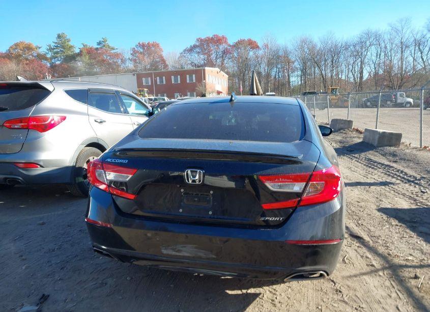 Photo 16 of 2018 Honda Accord SPORT (VIN 1HGCV1F31JA269000)