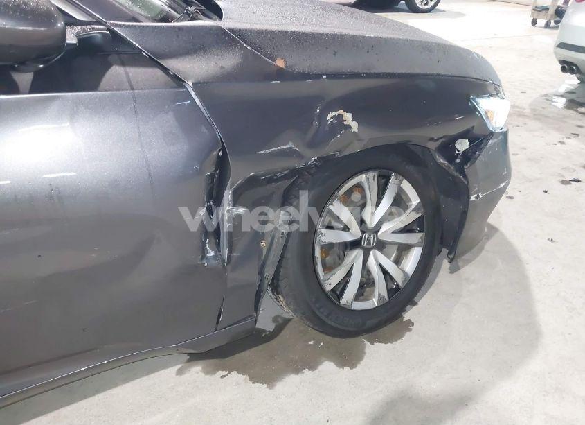 Photo 18 of 2019 Honda Accord SPORT (VIN 1HGCV1F31KA021167)