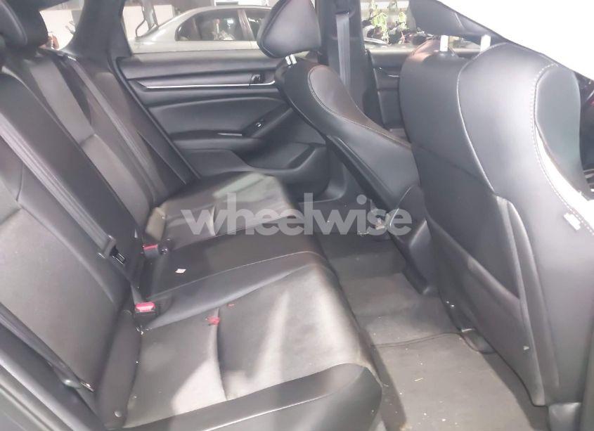 Photo 8 of 2019 Honda Accord SPORT (VIN 1HGCV1F31KA021167)