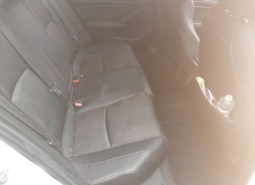 Photo 8 of 2019 Honda Accord SPORT (VIN 1HGCV1F31KA046859)